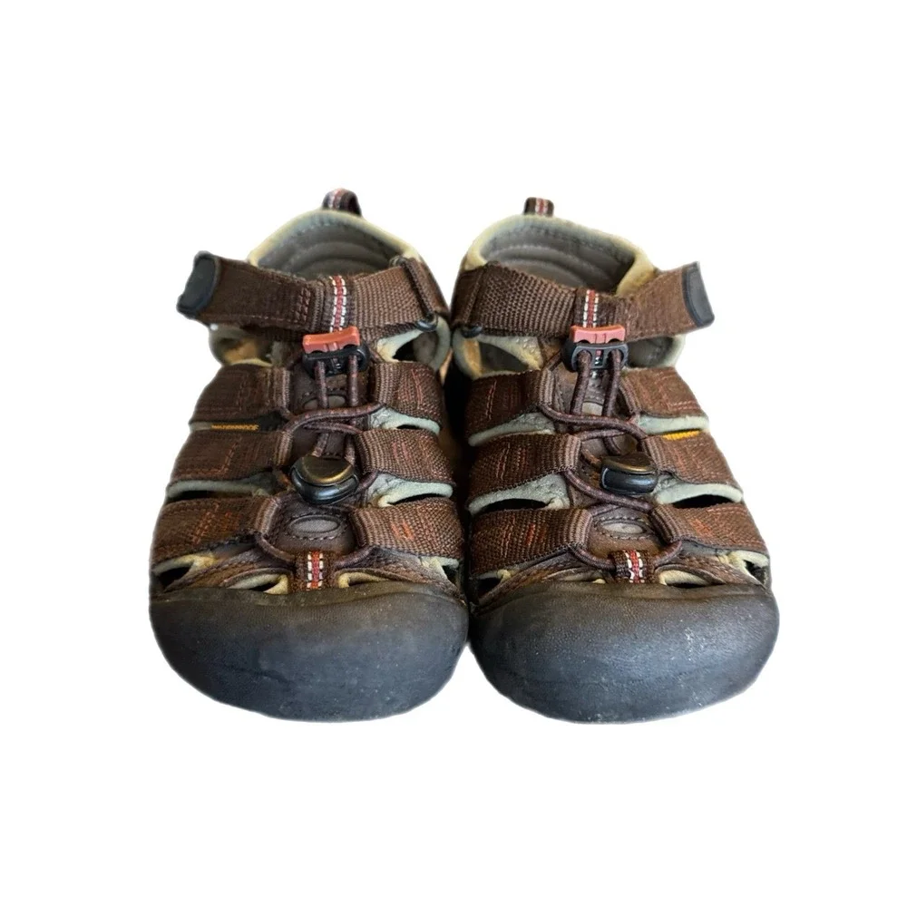 Keen Newport H2 Brown grey Hiking Sandals boys Youth Size 1 Waterproof shoes